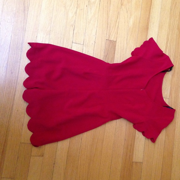 Gorgeous red Monteau romper - Picture 2 of 3
